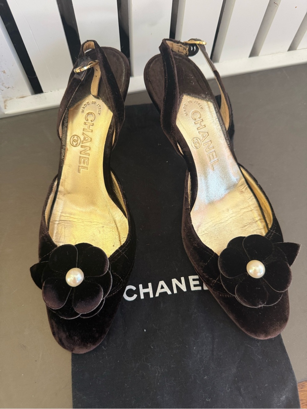 Chanel Vintage Brown Camellia Velvet Slingback Pumps with Pearl size 38